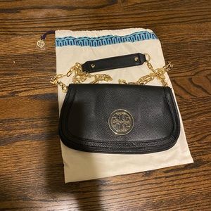 Brand new Tory Burch Amanda clutch